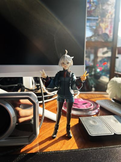 S.H.Figuarts 机动战士高达 水星的魔女 斯莱塔·墨丘利（普通校服版）+ 选装配件