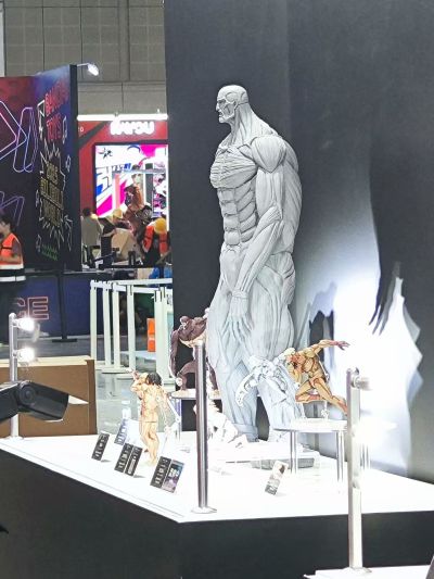 转轮科技 惊奇山口 颚之巨人