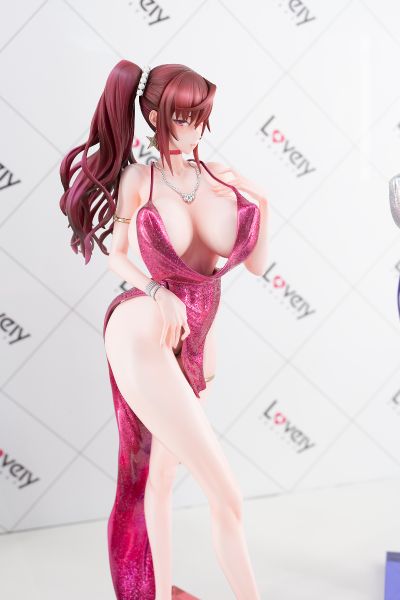 绝对纯白魔法少女 仓本艾丽卡 礼服