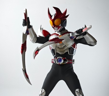 REAL ACTION HEROES #639 假面骑士アギト 假面骑士アギトシャイニングフォーム