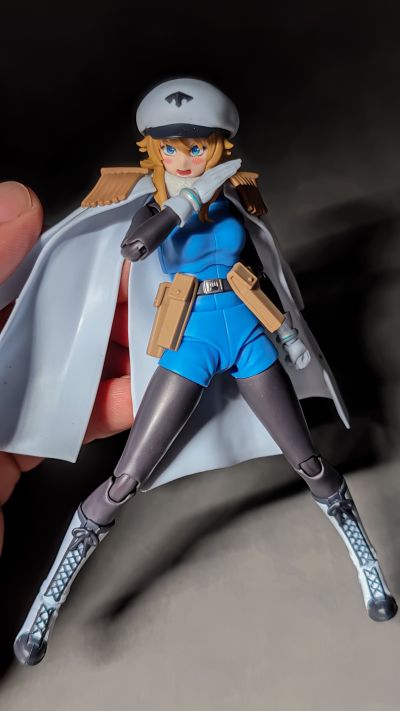 S.H.Figuarts  腼腆英雄 SPIRITS