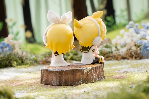 VOCALOID 镜音铃&镜音连 Let's sing together!