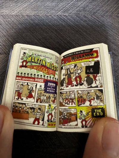 哈利波特与魔法石 赫敏·格兰杰（学院服）1/6收藏级可动人偶