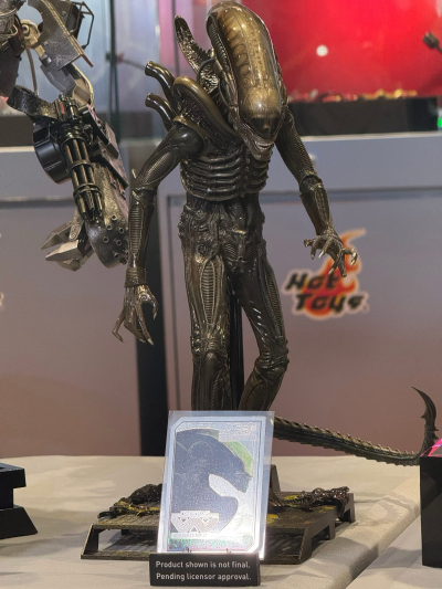 《007: 无暇赴死》詹姆斯·邦德 (突击队装束) 1:6比例珍藏人偶