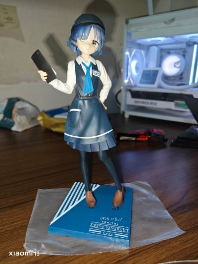 TENITOL 孤独摇滚 山田凉 咖啡馆风格