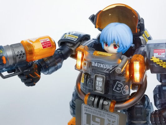 B.Duck 斯巴达克 19周年黑武士限定版