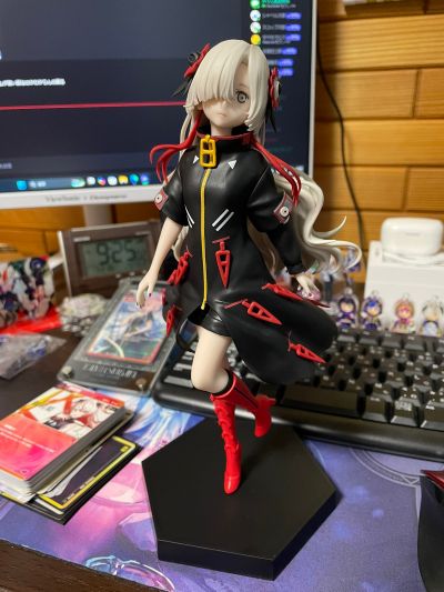 神椿市建设中。 夜河世界