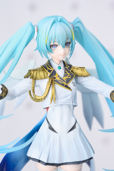 Lucrea  高达45周年×初音未来 初音未来·飞翼高达零式 EW
