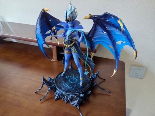 DOTA2 痛苦女王 魔廷新尊（蓝色）