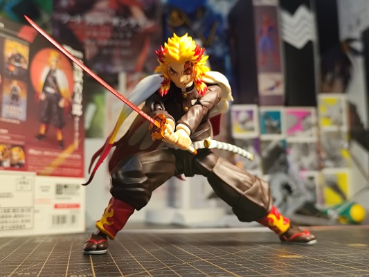 S.H.Figuarts 鬼灭之刃 炼狱杏寿郎