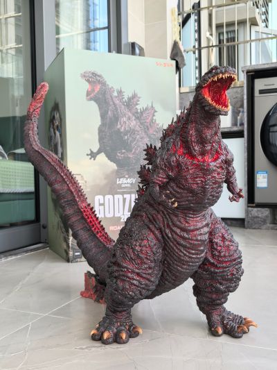 巨型系列 哥斯拉(2016) 红色透明版