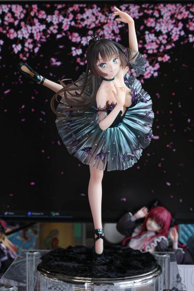 Dream Tech 黑天鹅少女