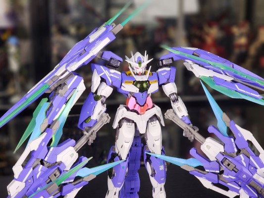 METAL BUILD 用于量子型00高达全刃装的配件包