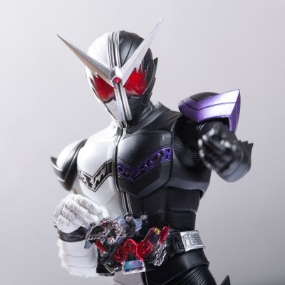 S.H.Figuarts（真骨雕制制法）假面骑士双骑 獠牙王牌形态（风都侦探改编动画纪念版）