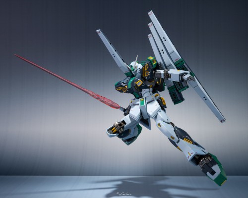 METAL ROBOT魂 （Ka版）＜机动战士系列＞ 量产型ν高达（飞翼浮游炮装备）