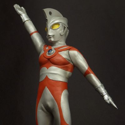 大怪兽系列 艾斯奥特曼 登场造型版