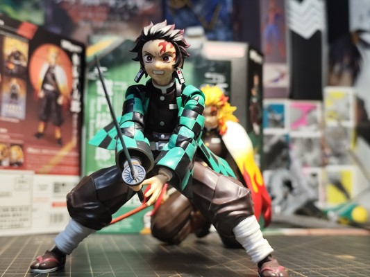 S.H.Figuarts 鬼灭之刃 炼狱杏寿郎