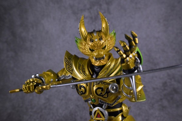 S.H.Figuarts（真骨雕制法） 黄金骑士牙狼（冴岛钢牙）牙狼20周年纪念版