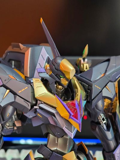 METAL BUILD DRAGON SCALE 兰斯洛特·阿尔比昂零式