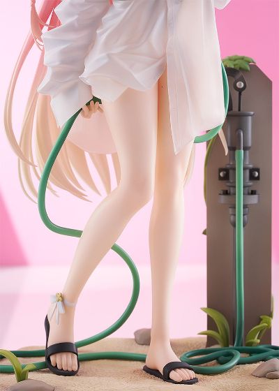 浦和花子（泳装）