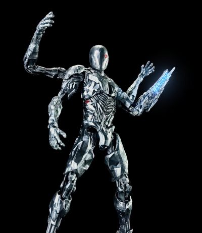 MAFEX 编号180 正义联盟：扎克·施奈德版 钢骨