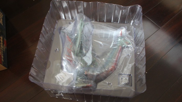 大怪兽系列 莫卡旦达 发光版