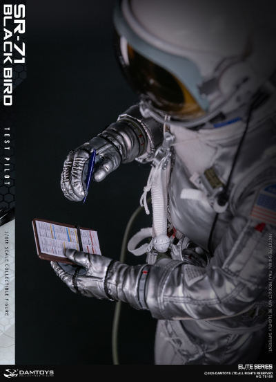 78109 SR-71”黑鸟”侦察机 试飞员