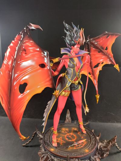 DOTA2 痛苦女王 魔廷新尊（红色）