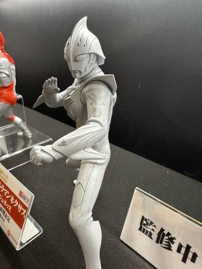 大怪兽系列 奥特新生代 奈克赛斯奥特曼 成年形态