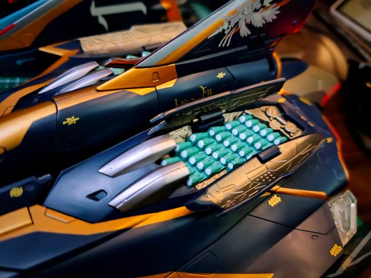 DX超合金 超时空要塞Δ Sv-262Hs 魔龙III（基斯·爱罗·温德米尔机）用利刃·魔龙＆导弹吊舱