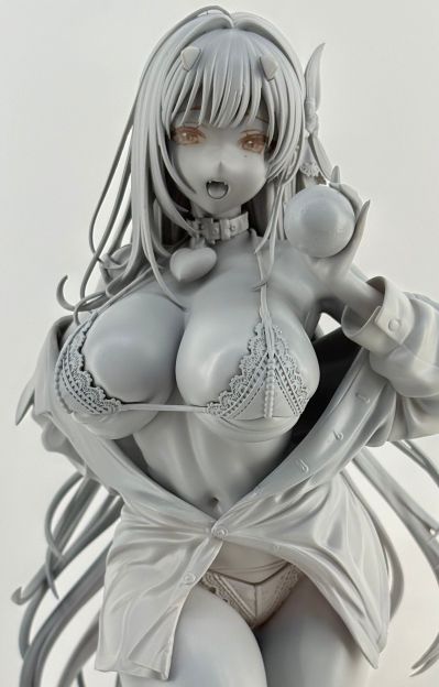 胜利女神：妮姬 毒蛇：爱情光芒