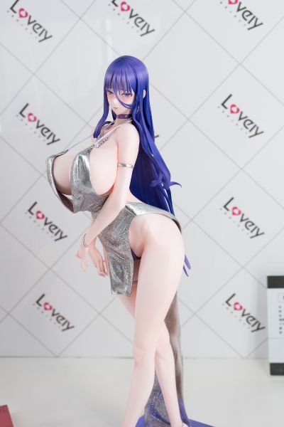 绝对纯白魔法少女 仓本艾丽卡 礼服