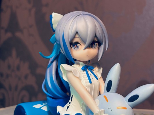 崩坏3 布洛妮娅 真理之律者手办 小不点律者