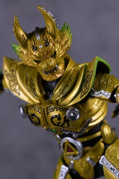 S.H.Figuarts（真骨雕制法） 黄金骑士牙狼（冴岛钢牙）牙狼20周年纪念版