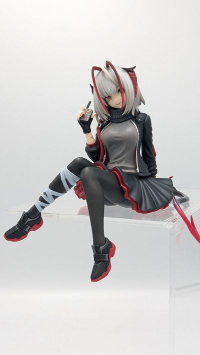 明日方舟 压泡面人偶—W·能量联结款—