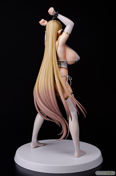 黄昏的娼精灵 艾琳娜 白色