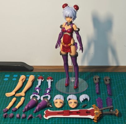 机甲少女 猩红魔鹫 旗袍