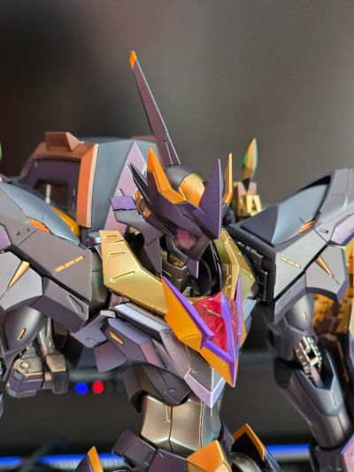 METAL BUILD DRAGON SCALE 兰斯洛特·阿尔比昂零式
