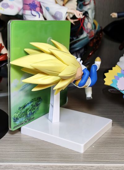 龙珠大魔 超级赛亚人3小贝吉塔 附带背景板的珍藏人偶