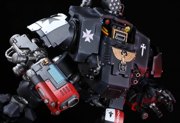 战锤40000  黑色圣堂 救赎者型无畏机甲