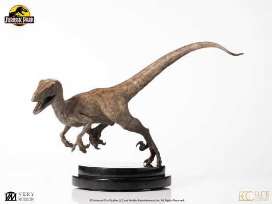 聪明女孩 1/8 比例青铜雕像