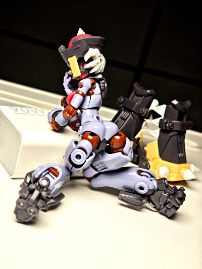 基因干涉系列 尸者永生 僵尸装甲