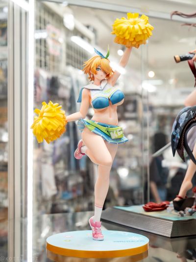 妮基塔：骄阳般起舞