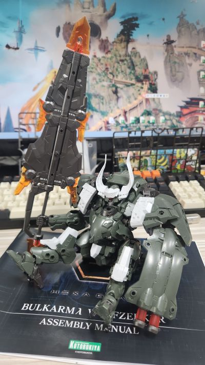 六角机牙 豪腕λ 狼战士