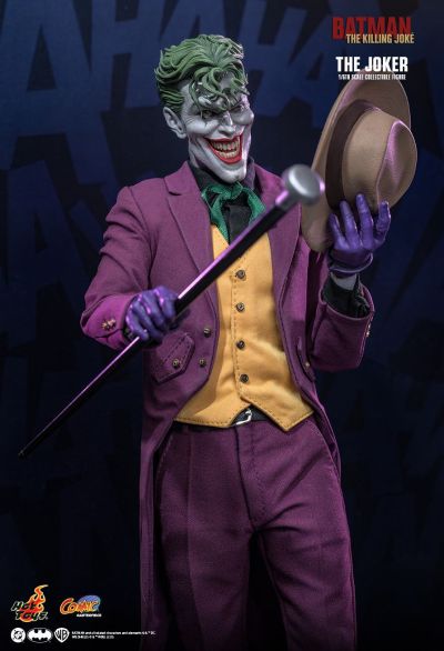 《蝙蝠侠：致命玩笑》小丑 1/6比例珍藏人偶