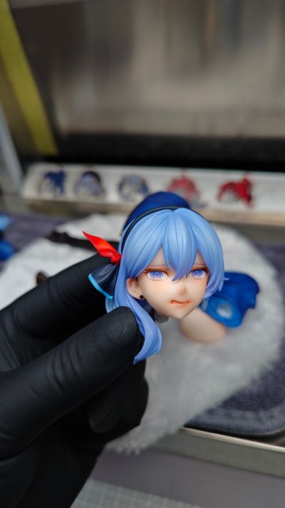蔚蓝档案 天雨亚子