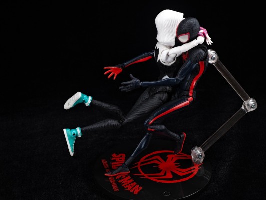 S.H.Figuarts  蜘蛛侠（迈尔斯·莫拉莱斯）（蜘蛛侠：纵横宇宙）