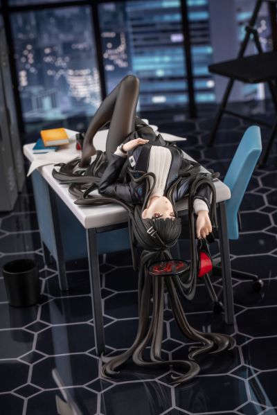 蔚蓝档案 调月莉音