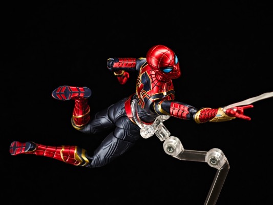 S.H.Figuarts  钢铁蜘蛛侠（蜘蛛侠：英雄无归）