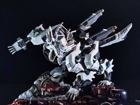 HMM系列 索斯机兽 配件 双联狙击步枪 和 AZ5 双联装导弹舱套装